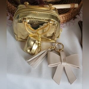 REAL LITTLES | Collectible Gold Micro Handbag Charm&Beige Bow-Tassel Bag…